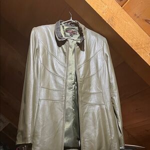 Olive green 100% leather jacket (flaw)
